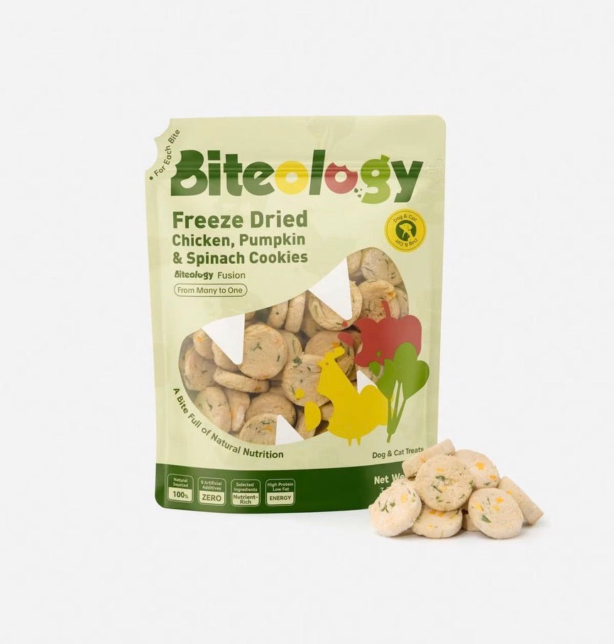 Freeze Dried Chicken, Pumpkin & Spinach Cookies