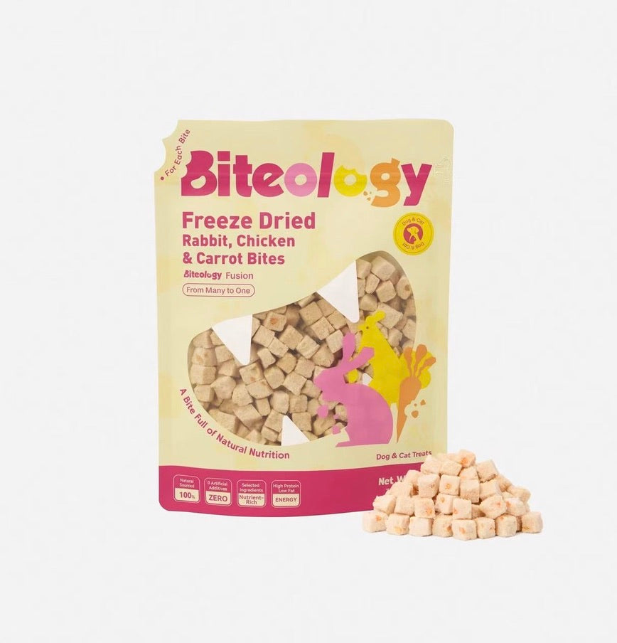 Freeze Dried Rabbit, Chicken & Carrot Bites